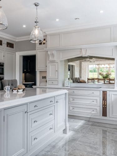 HENLEY KITCHEN